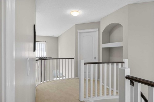 71 Springborough Green Sw, Calgary, AB - Indoor Photo Showing Other Room