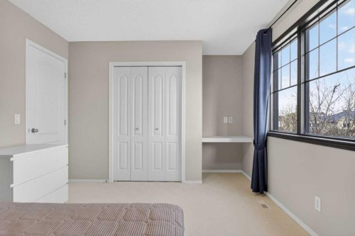 71 Springborough Green Sw, Calgary, AB - Indoor