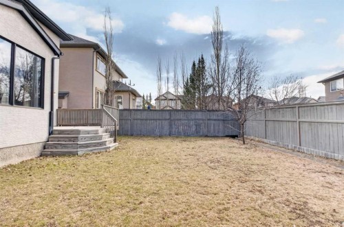 71 Springborough Green Sw, Calgary, AB - Outdoor