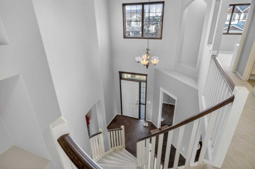 71 Springborough Green Sw, Calgary, AB - Indoor Photo Showing Other Room