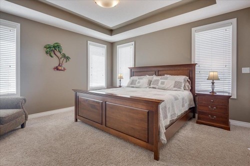 33550 Range Road 23, Rural Mountain View County, AB - Indoor Photo Showing Bedroom