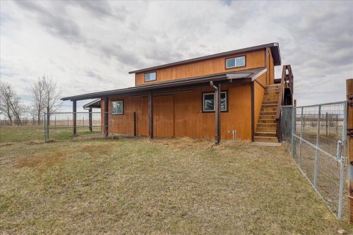 33550 Range Road 23, Rural Mountain View County, AB - Outdoor