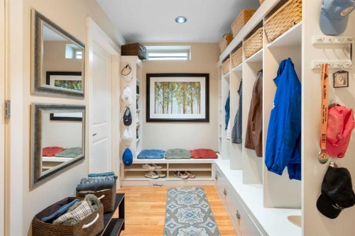 1308 21 Avenue Nw, Calgary, AB - Indoor