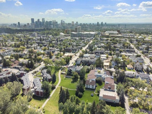 1308 21 Avenue Nw, Calgary, AB - Outdoor With View