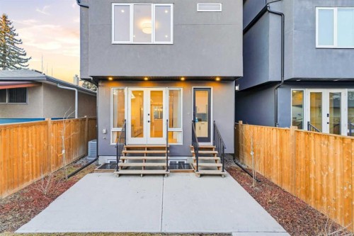 631 55 Avenue Sw, Calgary, AB - Outdoor