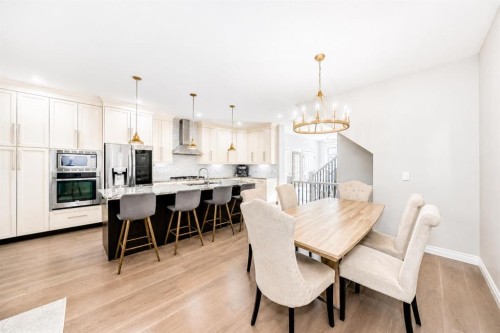 4627 83 Street Nw, Calgary, AB - Indoor Photo Showing Dining Room