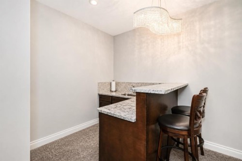 4627 83 Street Nw, Calgary, AB - Indoor Photo Showing Other Room