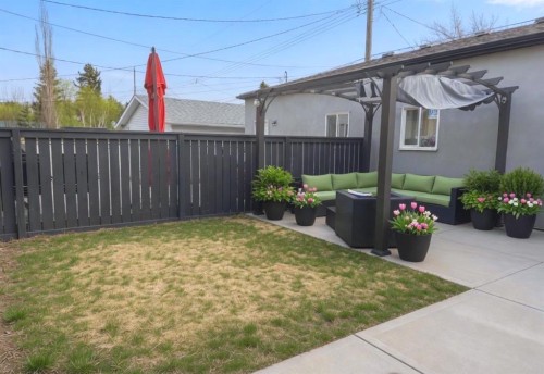 4627 83 Street Nw, Calgary, AB - Outdoor