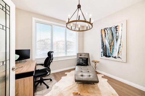 4627 83 Street Nw, Calgary, AB - Indoor Photo Showing Office