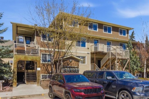 207-323 Fourth Avenue  Strathmore, AB T1P 1B5