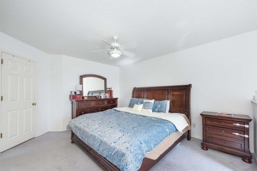 230 Sierra Nevada Place Sw, Calgary, AB - Indoor Photo Showing Bedroom
