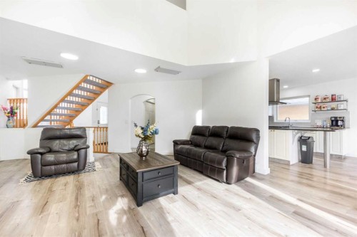 230 Sierra Nevada Place Sw, Calgary, AB - Indoor Photo Showing Living Room