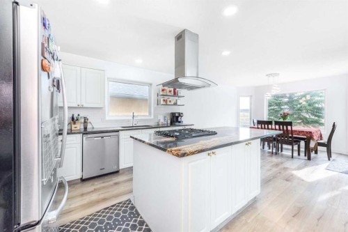 230 Sierra Nevada Place Sw, Calgary, AB - Indoor Photo Showing Kitchen With Upgraded Kitchen