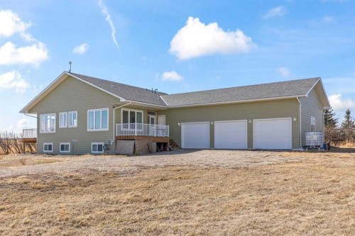 272017 Range Road 282, Rural Rocky View County, AB - Outdoor With Deck Patio Veranda