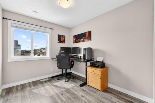 305 Seton Circle Se, Calgary, AB - Indoor Photo Showing Office