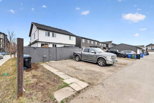 305 Seton Circle Se, Calgary, AB - Outdoor