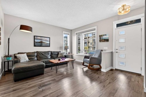 305 Seton Circle Se, Calgary, AB - Indoor Photo Showing Living Room