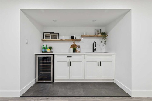 175 Havenhurst Crescent Sw, Calgary, AB - Indoor Photo Showing Other Room