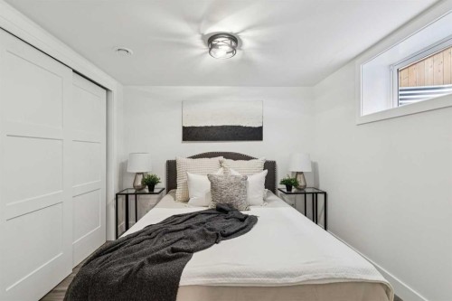 175 Havenhurst Crescent Sw, Calgary, AB - Indoor Photo Showing Bedroom