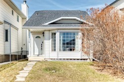 110 Erin Meadow Close SE Calgary, AB T2B 3E5