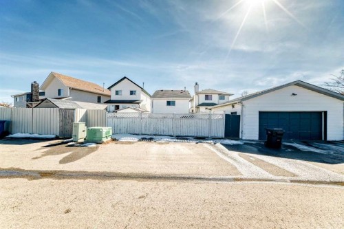 110 Erin Meadow Close Se, Calgary, AB - Outdoor