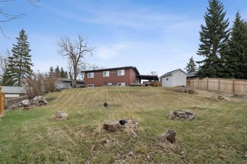 214 Springwood Place Sw, Calgary, AB - Outdoor