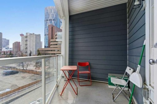 317-333 Riverfront Avenue Se, Calgary, AB - Outdoor With Balcony With Exterior