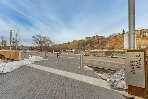 317-333 Riverfront Avenue Se, Calgary, AB - Outdoor