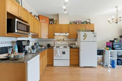 317-333 Riverfront Avenue Se, Calgary, AB - Indoor Photo Showing Kitchen