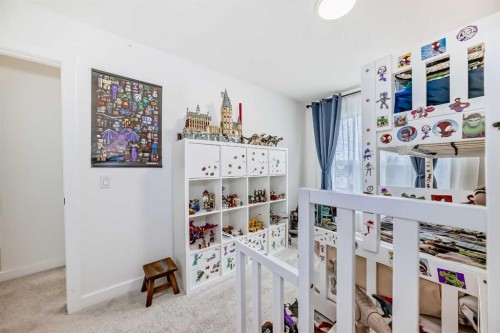 32 Sugarsnap Way Se, Calgary, AB - Indoor Photo Showing Other Room
