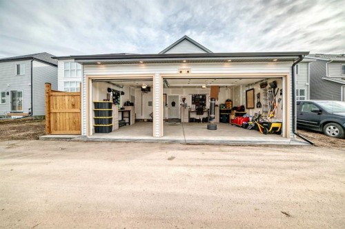 32 Sugarsnap Way Se, Calgary, AB - Outdoor