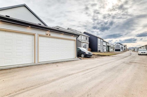 32 Sugarsnap Way Se, Calgary, AB - Outdoor