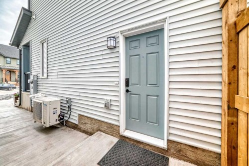 32 Sugarsnap Way Se, Calgary, AB - Outdoor