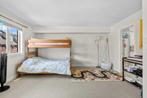 2308 Erlton Place Sw, Calgary, AB - Indoor Photo Showing Bedroom