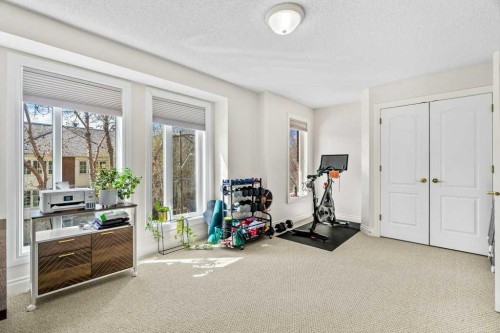 2308 Erlton Place Sw, Calgary, AB - Indoor