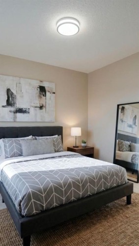1315-81 Legacy Boulevard Se, Calgary, AB - Indoor Photo Showing Bedroom