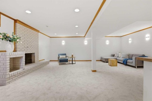 431 Queen Charlotte Drive Se, Calgary, AB - Outdoor