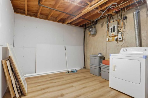 431 Queen Charlotte Drive Se, Calgary, AB - Outdoor