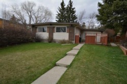 38 Dalrymple Green NW Calgary, AB T3A 1Y2
