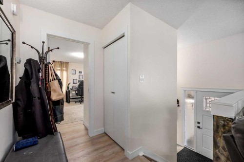 1305 10 Avenue Se, High River, AB - Indoor Photo Showing Other Room