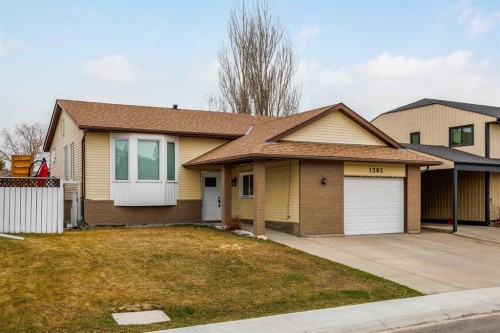 1305 10 Avenue Se, High River, AB - Outdoor
