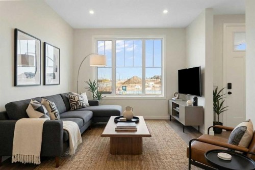 1457 Rangeview Drive Se, Calgary, AB - Indoor Photo Showing Living Room
