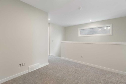 1457 Rangeview Drive Se, Calgary, AB - Indoor Photo Showing Other Room