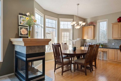 143 Cranleigh Gardens Se, Calgary, AB 