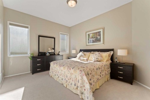 143 Cranleigh Gardens Se, Calgary, AB 