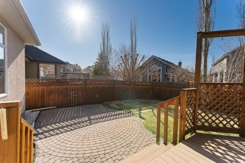 143 Cranleigh Gardens Se, Calgary, AB 