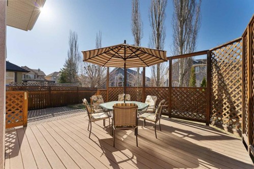 143 Cranleigh Gardens Se, Calgary, AB 