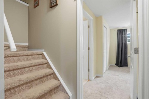 2116 Reunion Square Nw, Airdrie, AB - Indoor Photo Showing Other Room