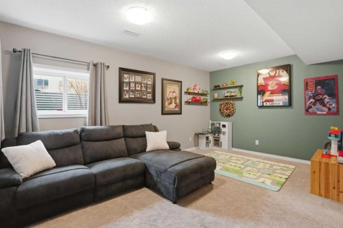 2116 Reunion Square Nw, Airdrie, AB - Indoor Photo Showing Living Room