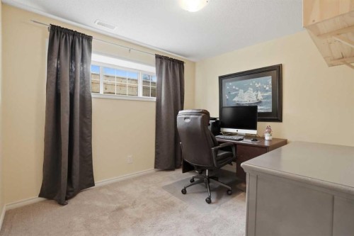 2116 Reunion Square Nw, Airdrie, AB - Indoor Photo Showing Office